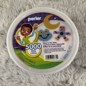 NIB Perler Glow in the Dark Beads Toy Craft Set